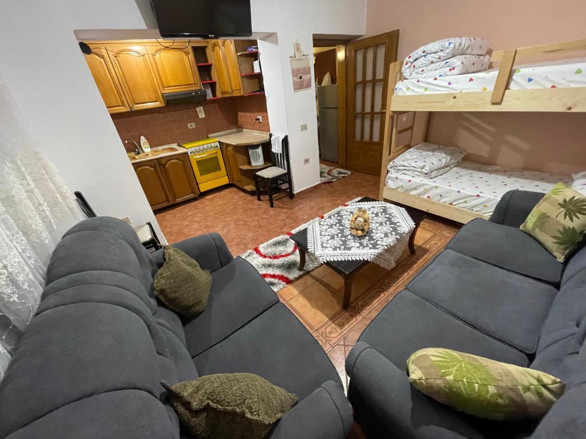 Main Square Tirana Apartment Bagian luar foto
